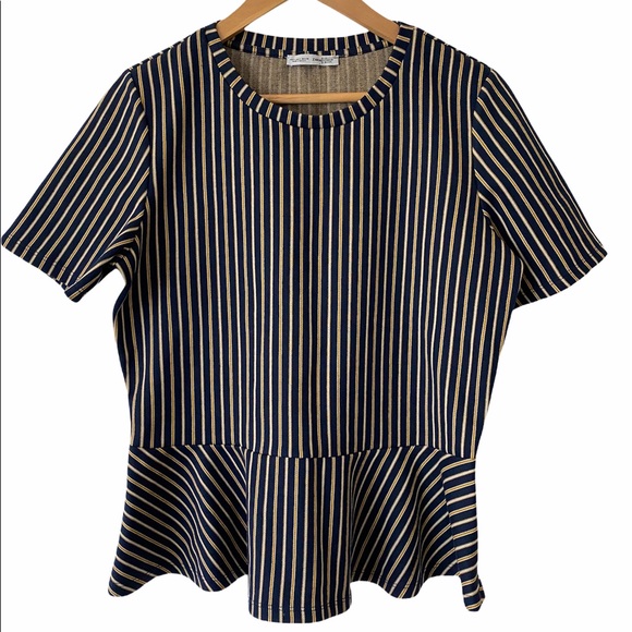 Zara Tops - Women’s Zara peplum top